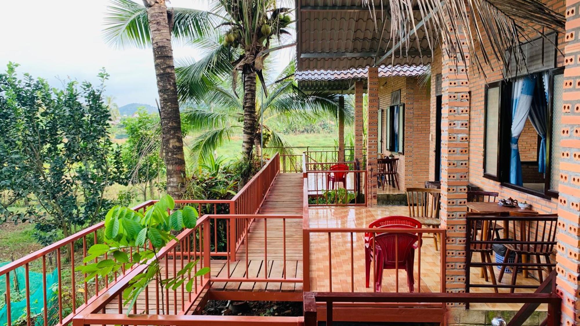 Gibbon Singing Home Stay Quan Tom Exterior foto